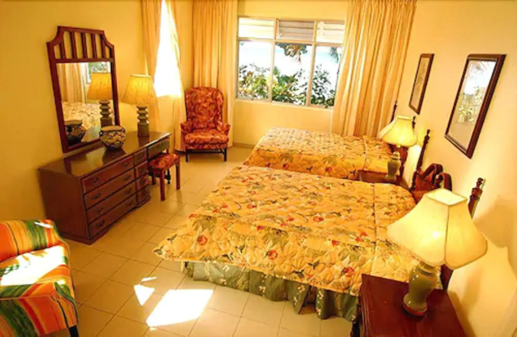 Shaw Park Beach Hotel & Spa - Général