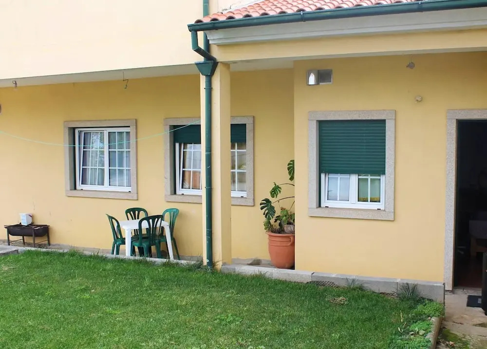 House With 2 Bedrooms in Macedo de Cavaleiros, With Enclosed Garden and Wifi