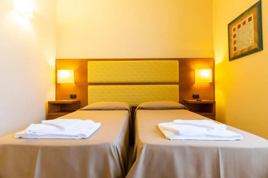 Economy Double room (full double bed)