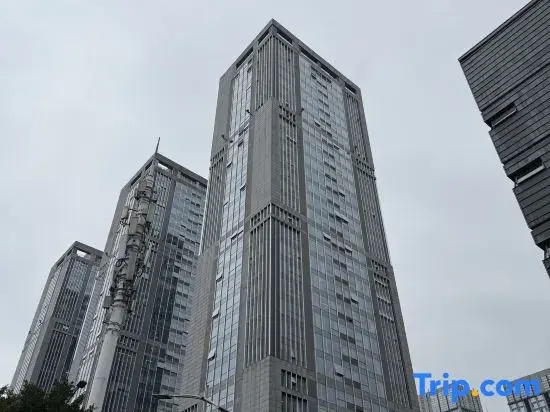 Yunshanju · High-altitude Homestay (Chongqing Auto Expo Center Xianwai City Garden)