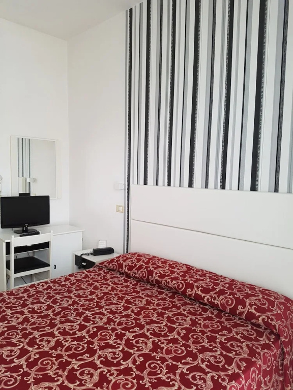 Standard Quadruple room with balcony