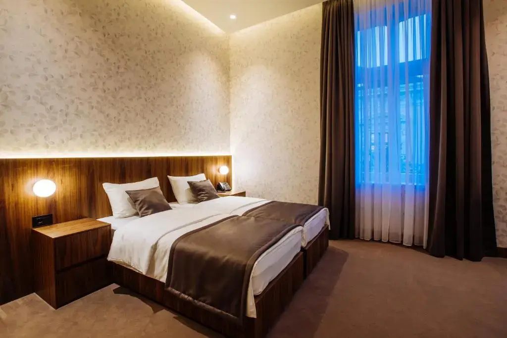 Superior Double room (full double bed)