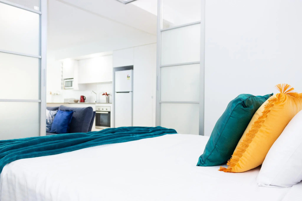 2 Bedrooms Apartment