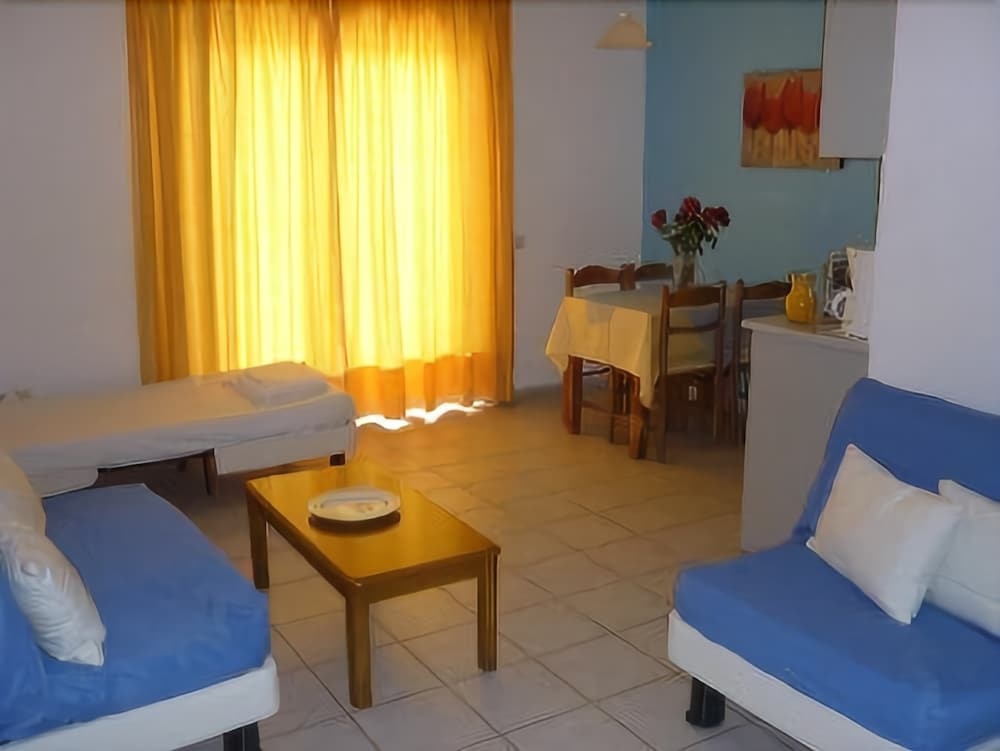 Oasis Hotel 3 * Oasis Hotel 3 *