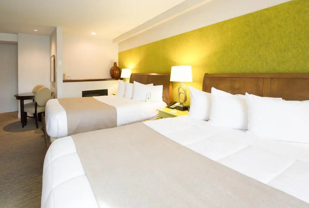Deluxe Quadruple room