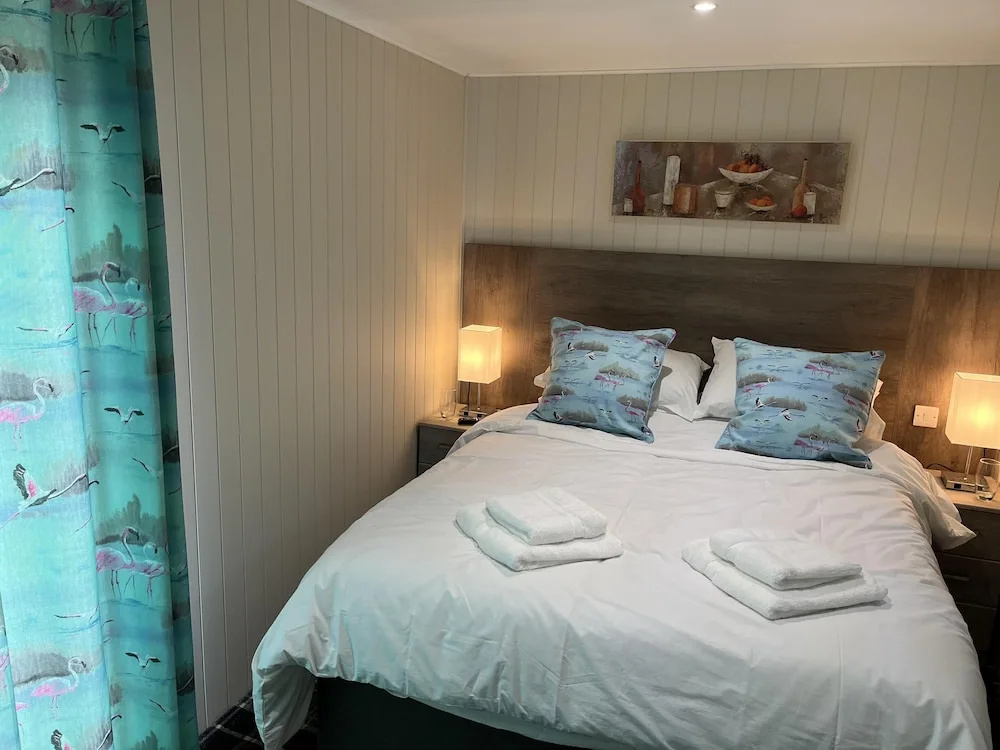 Cedar Boutique Lodge-dog, Fishing and Spa Access