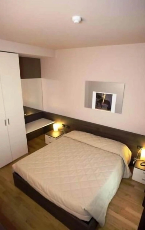 EQ Hotel — 4