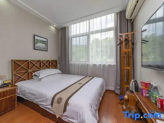 Economy room