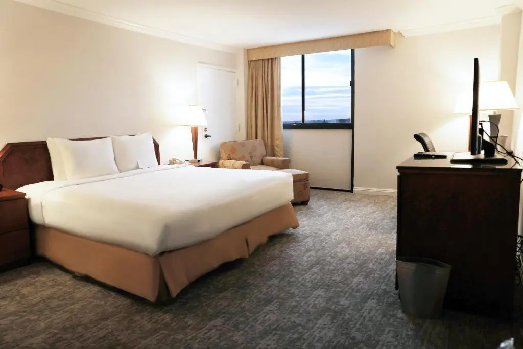 Ontario Airport Hotel & Conference Center - Chambres