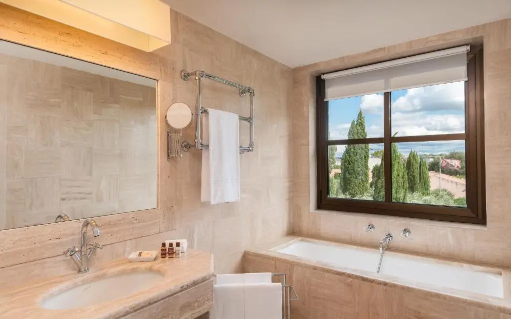 Sheraton Rome Parco de’ Medici - Chambres