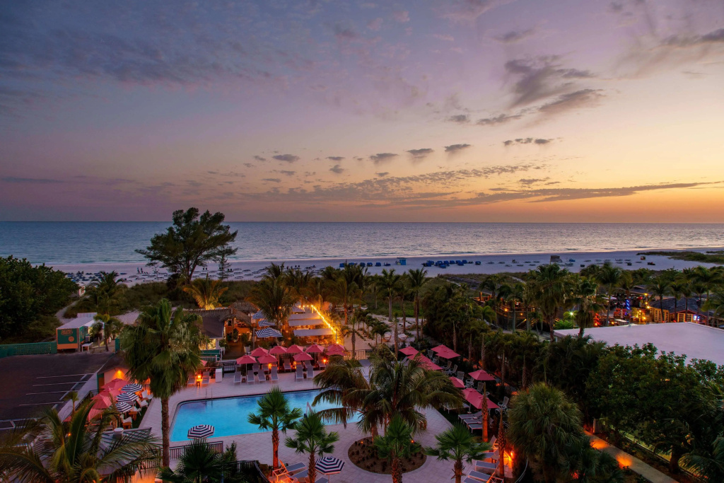 Beach & Waterfront