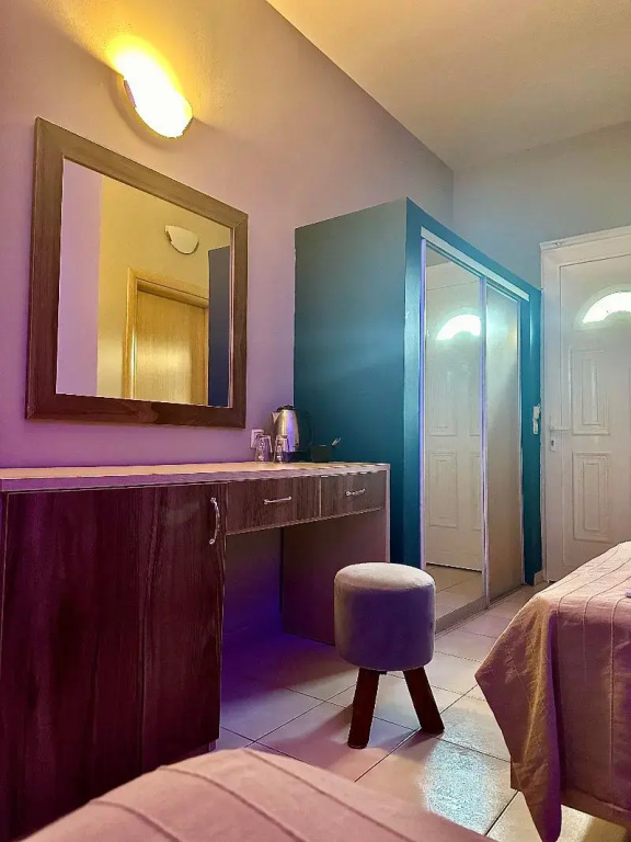 Standard Double room with garden view (full double bed)