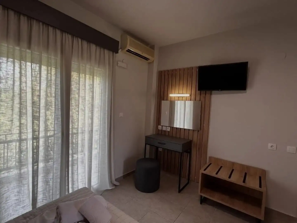 Luxury Double Studio (twin beds)