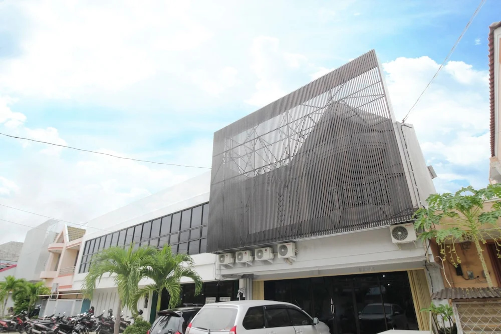 Airy Tawangsari Puri Anjasmoro EE3 5 Semarang