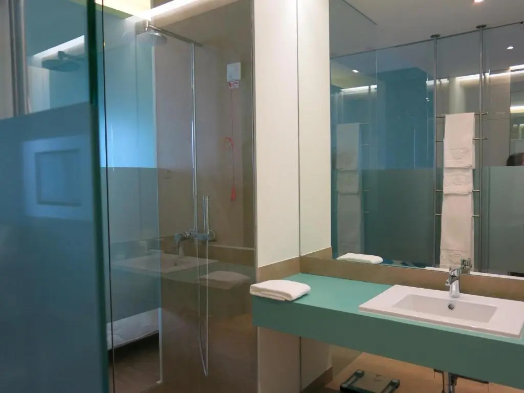 Superior Double room with city view (full double bed)