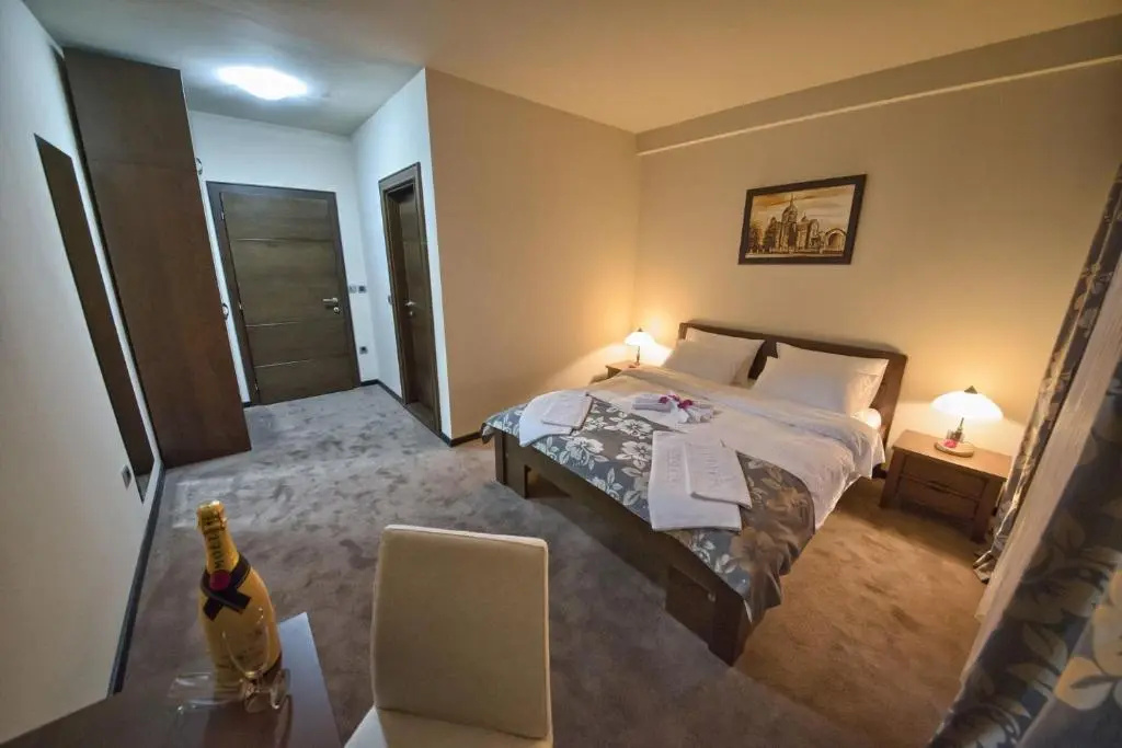 Central Lux Hotel Kragujevac - Chambres