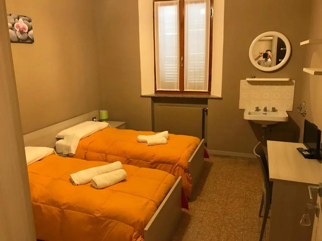 Economy room