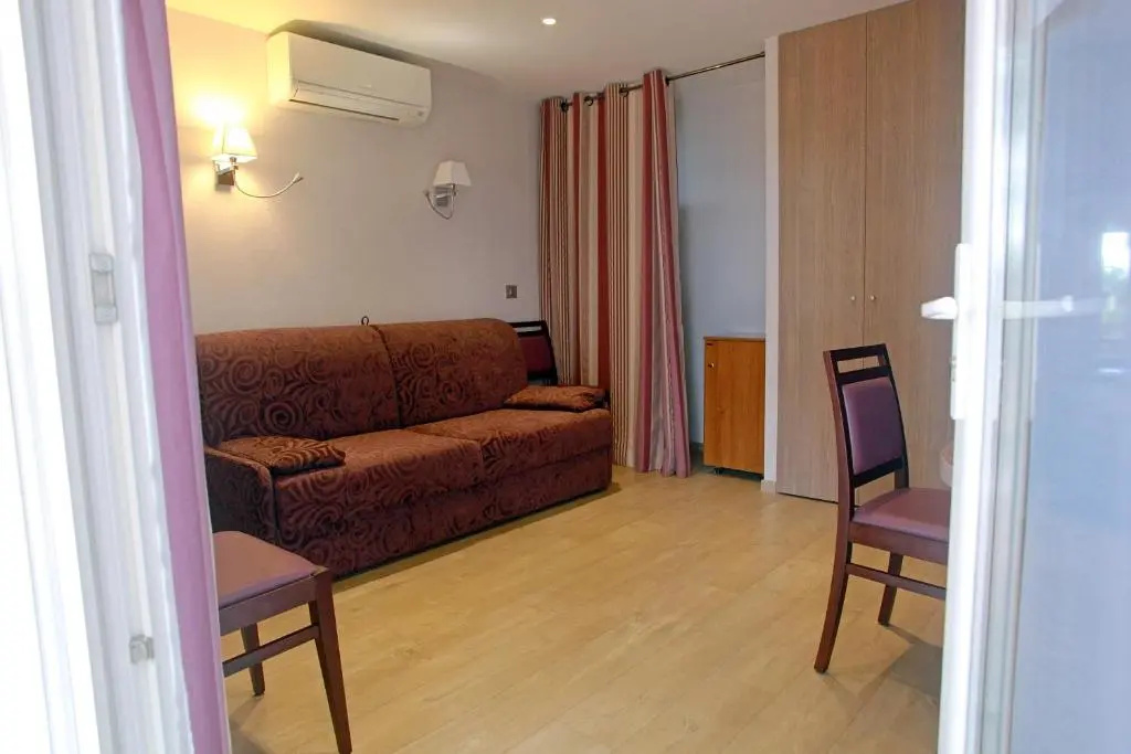 INTER-HOTEL MPL Ouest Hôtellerie de Balajan - Chambres