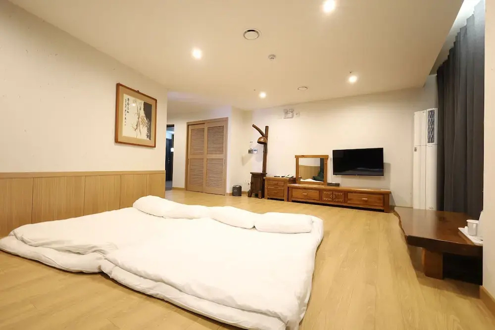Premium room
