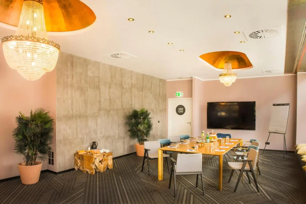 Hotel photo 30