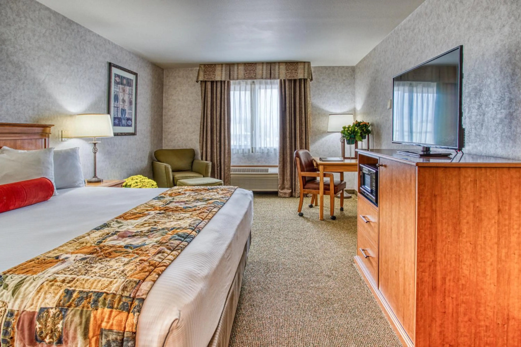 Rory & Ryan Inn — 2