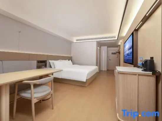 Premier room