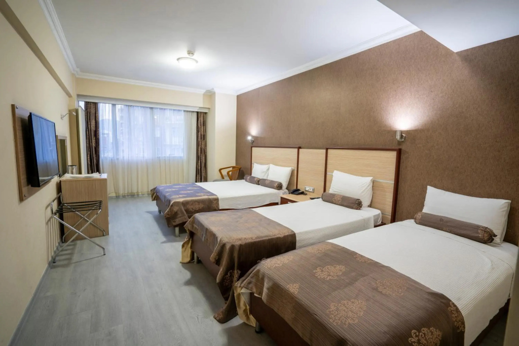 Halley Hotel