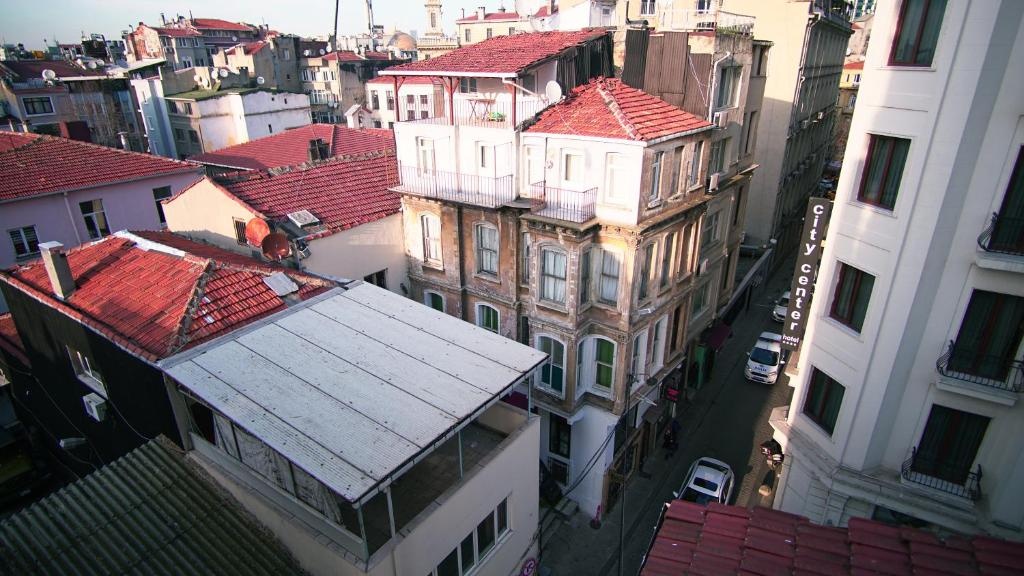 Balcony & Terrace