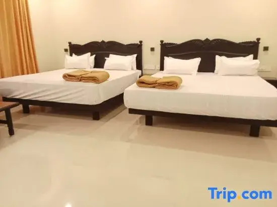 Standard Quadruple Family room
