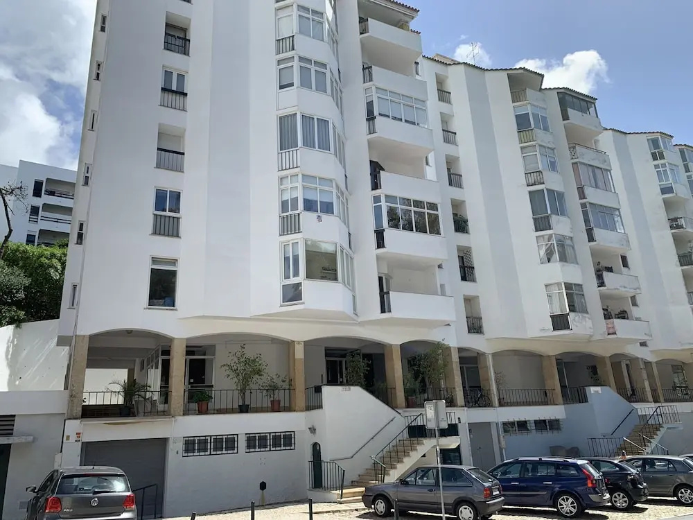 Exquisite apartment in Monte Estoril