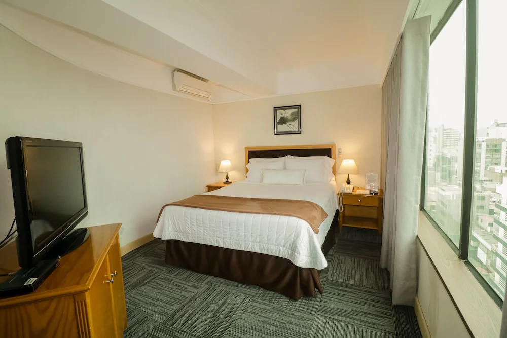 Executive Double Suite (full double bed)