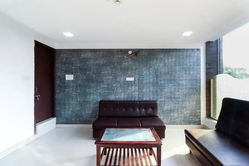 Hotel Crazy Singh by OYO Rooms