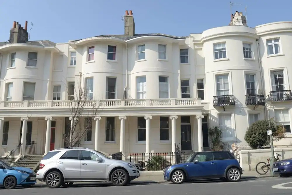 2 Bedroom Apartment Next to the Sea