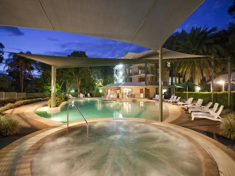 Ramada Resort Flynns Beach