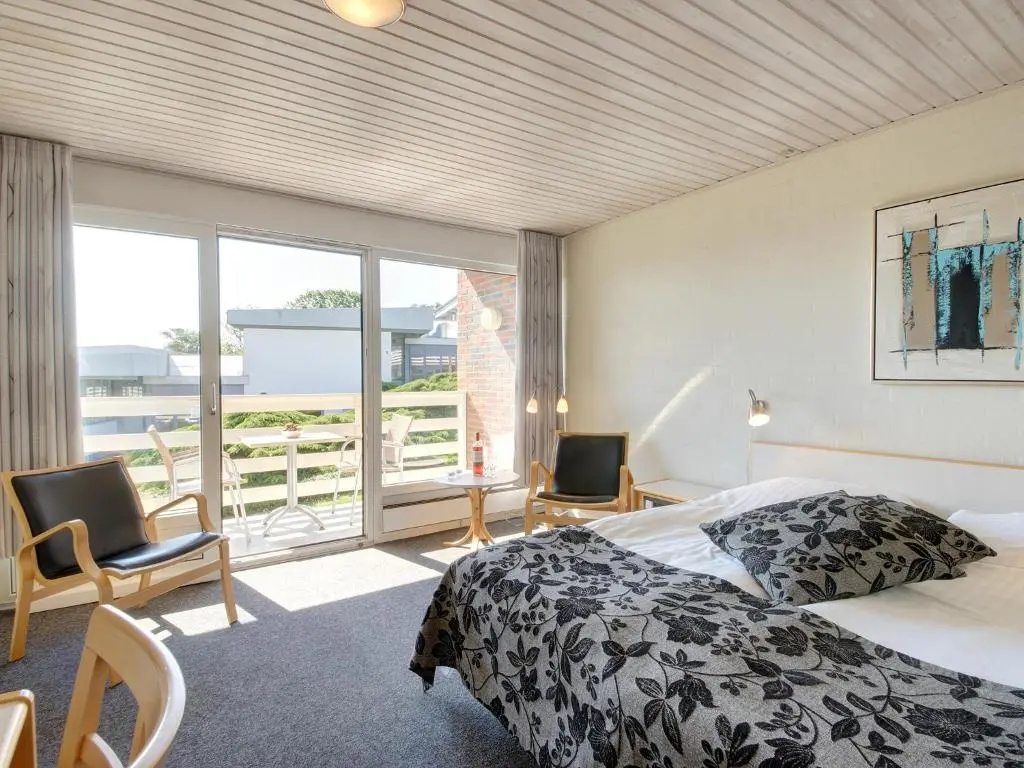 Standard Double room (full double bed)