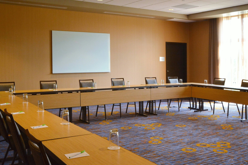 Courtyard by Marriott Youngstown Canfield - Général