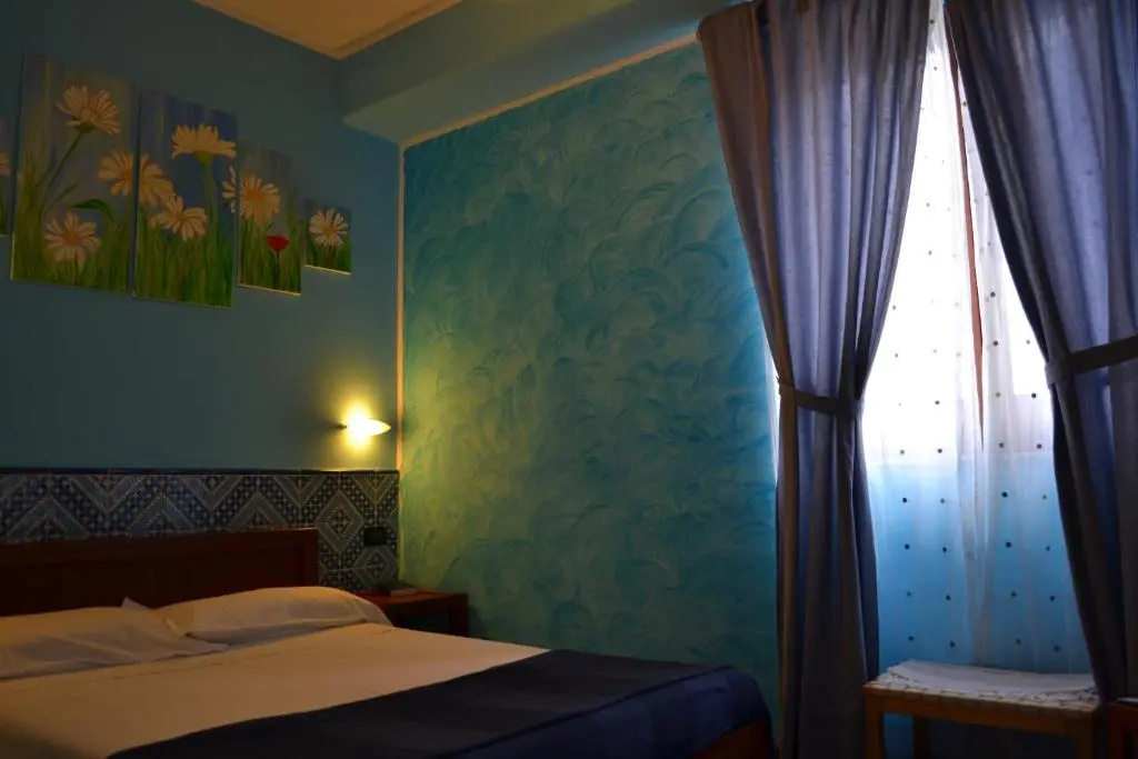 Petit Hotel - Chambres