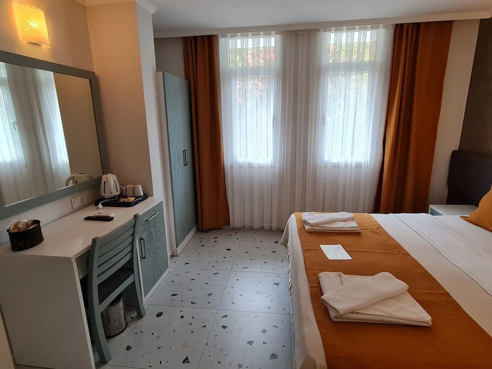 Tonoz Beach Hotel - Chambres