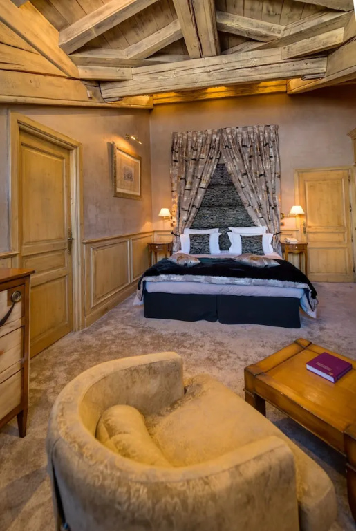 Presidential Apartment