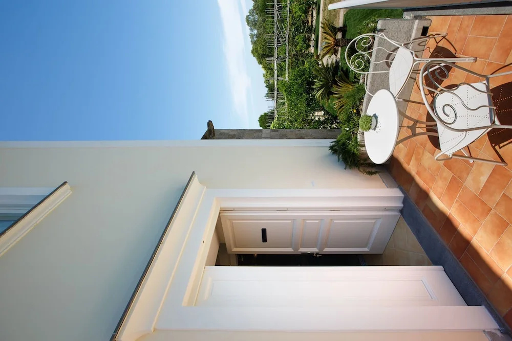 Standard Double room with balcony (full double bed)