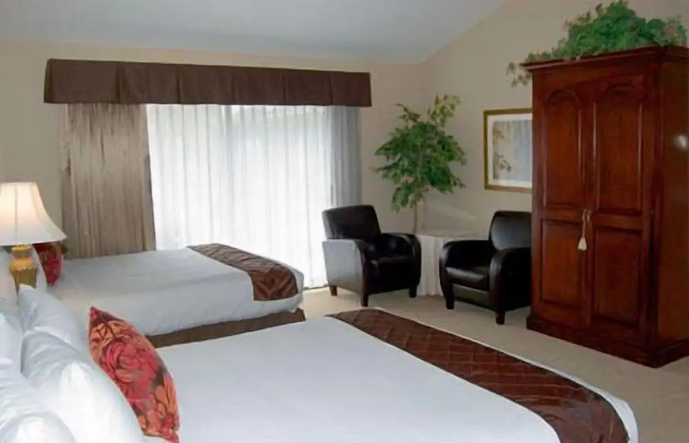 Quadruple Suite