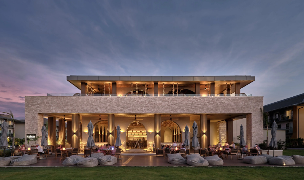 Crowne Plaza Fiji Nadi Bay Resort & Spa by IHG