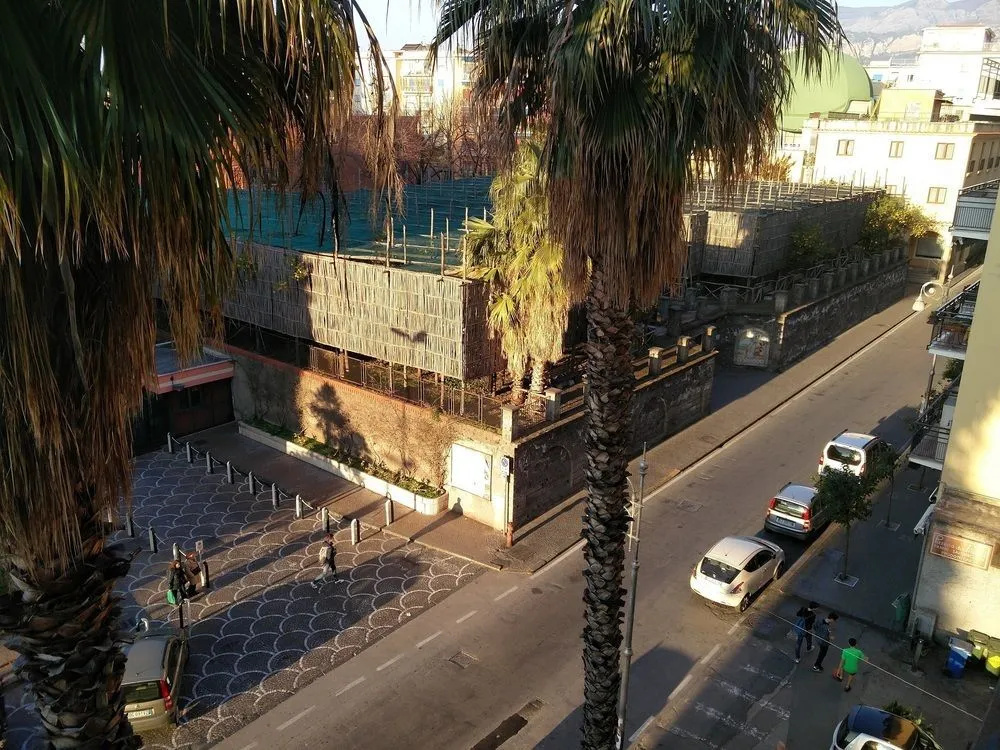 Piazza Lauro Suites