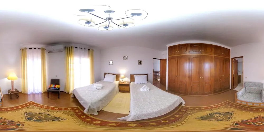 House With 4 Bedrooms in Loulé, With Wonderful sea View, Private Pool,