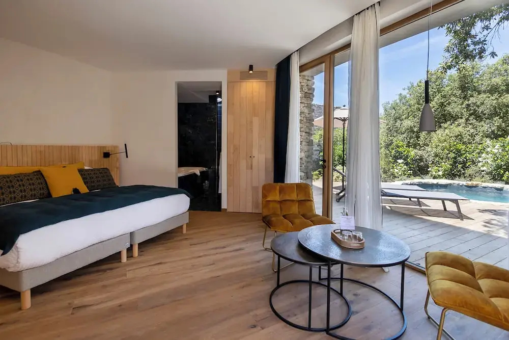 Premium room