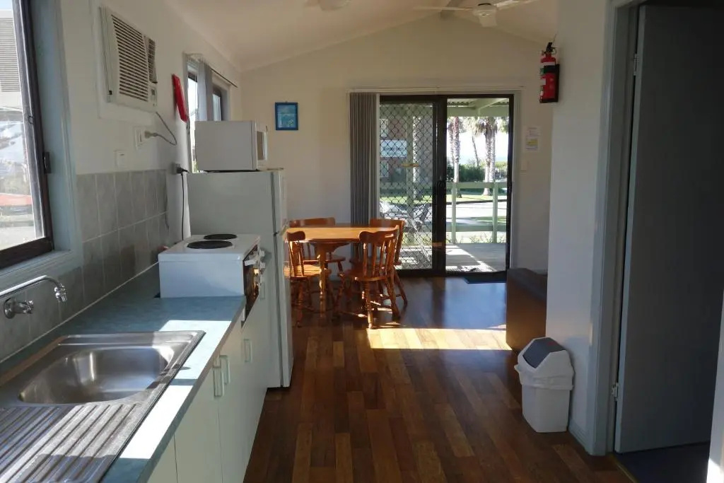 Diamond Beach Holiday Park - фото 4
