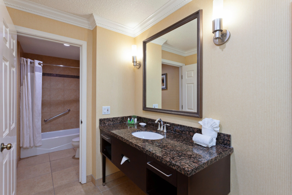 Holiday Inn Hotel & Suites San Mateo-San Francisco SFO by IHG - Général