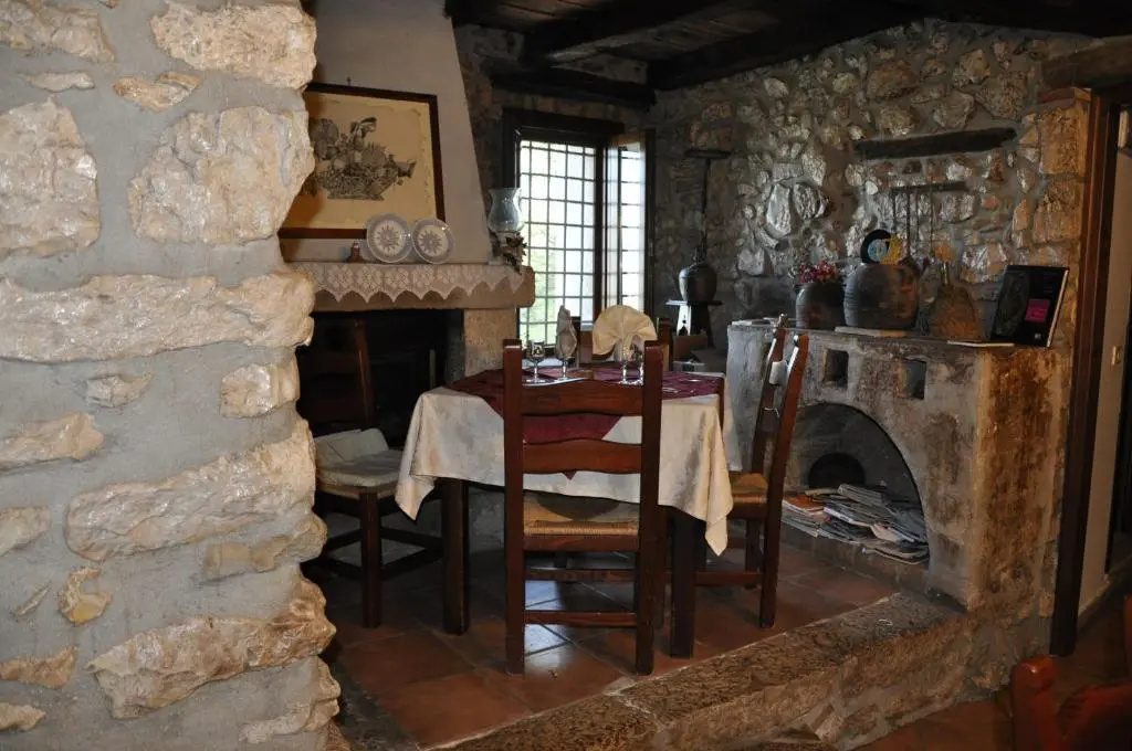 Al Piccolo Borgo Locanda Con Alloggio - Chambres