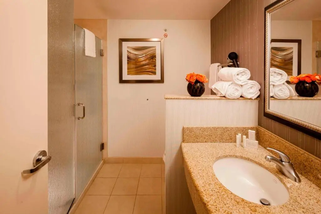 Courtyard by Marriott Madison West Middleton - Chambres