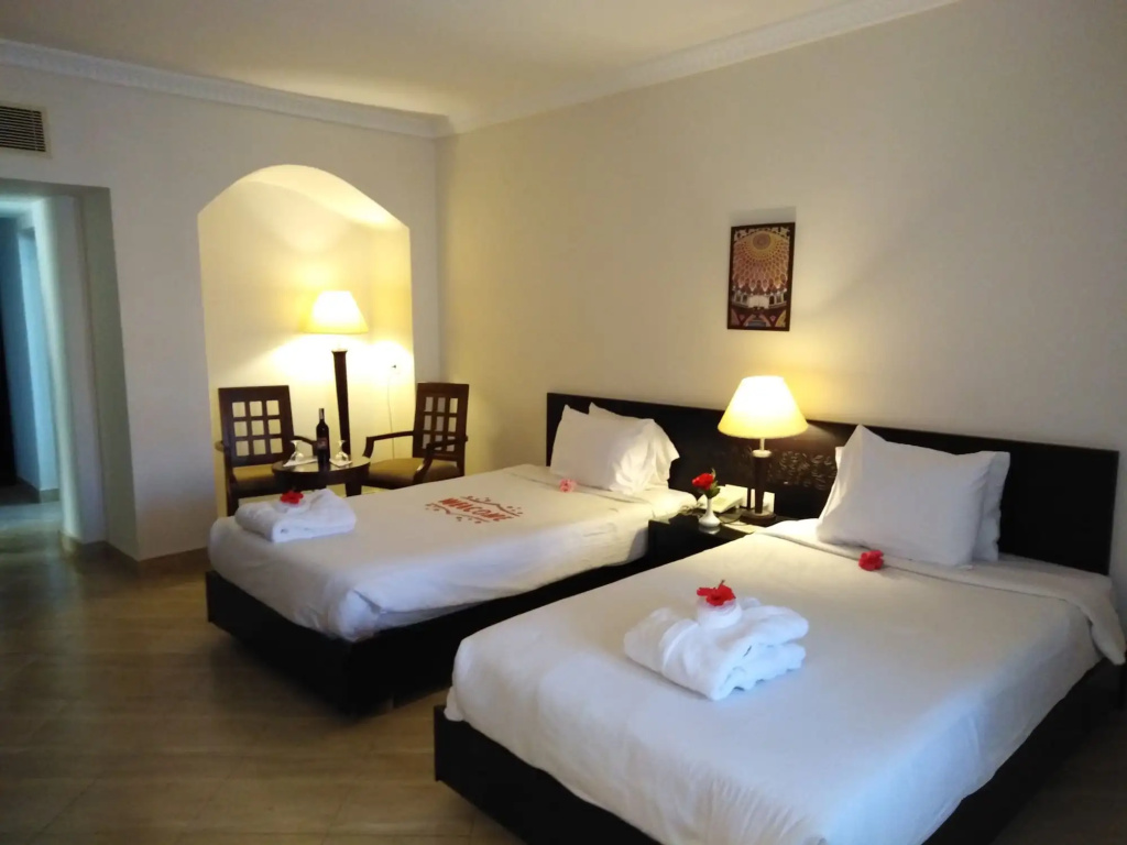 Rohanou Beach Resort - фото 3